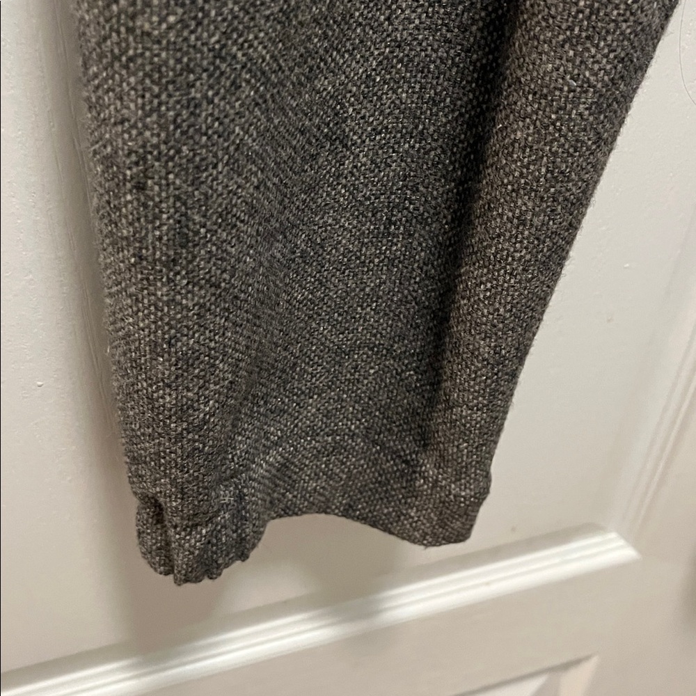 Babaton Charcoal Joggers - Picture 4 of 8